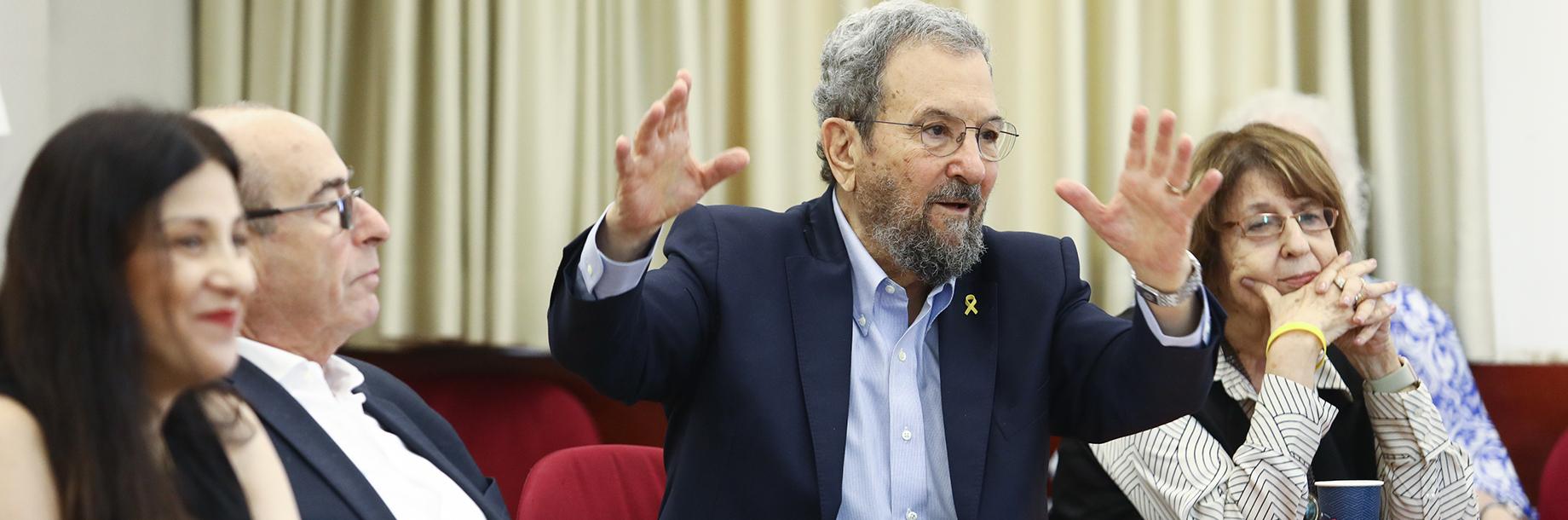 נשא הרצאה בנושא אתגרי המנהיגות בעידן הנוכחי בפני סטודנטיות סטודנטים, וקרא להקמת דור חדש של מנהיגות ומנהיגים בעלי אחריות מוסרית והבנה מדעית